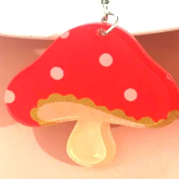 MUSHROOM cute whimsical novelty fun boho earrings - Picture 3 of 6